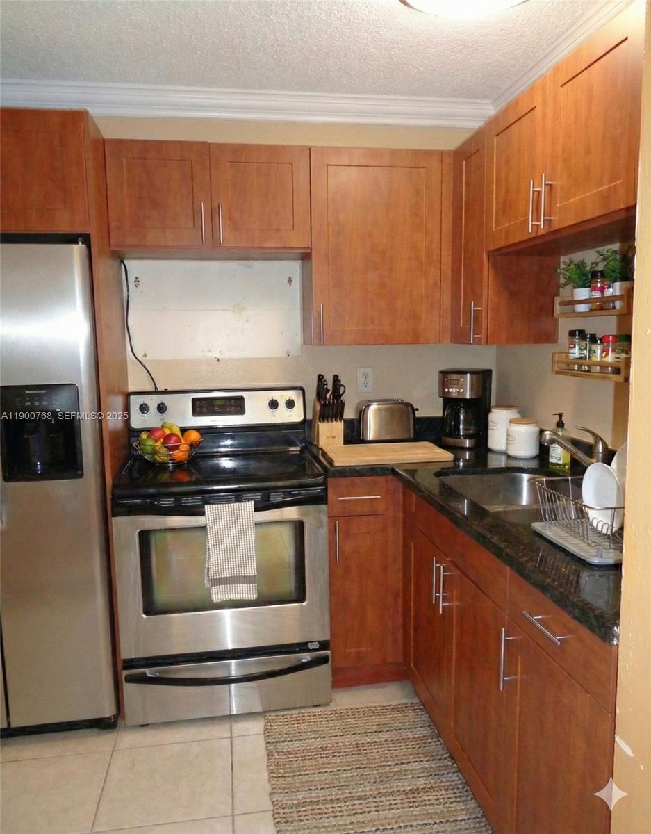 MONTECARLO CONDO - Residential