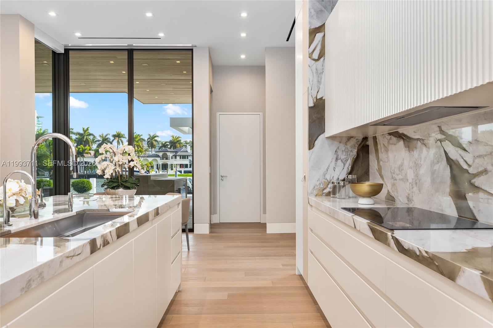 DEL LAGO ISLE - Residential