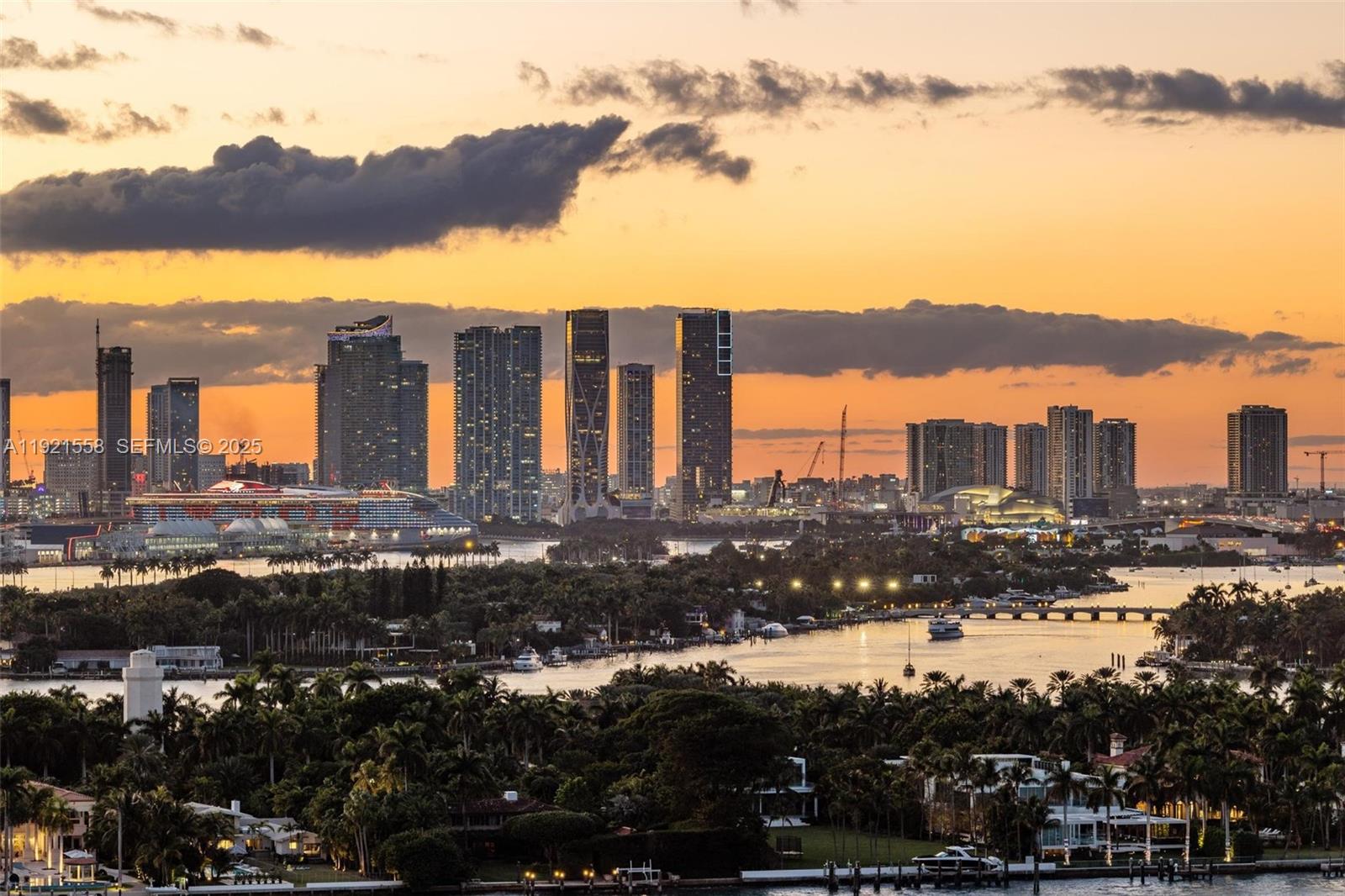 THE FLORIDIAN CONDO - Residential
