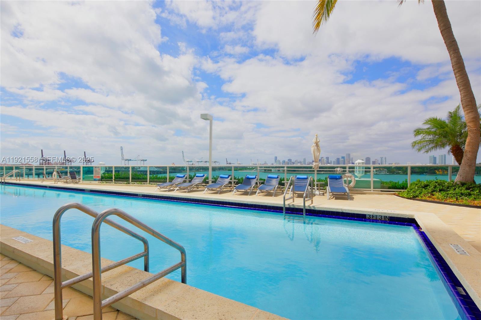 THE FLORIDIAN CONDO - Residential