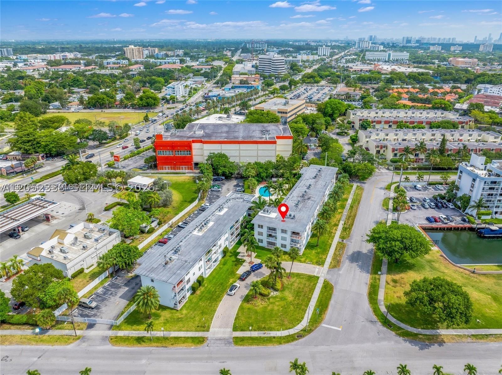 LIDO BAY MANOR - Residential Lease
