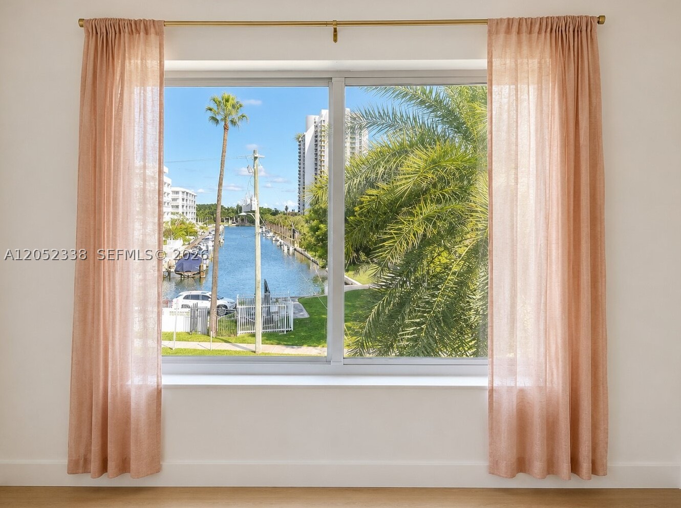 LIDO BAY MANOR - Residential Lease