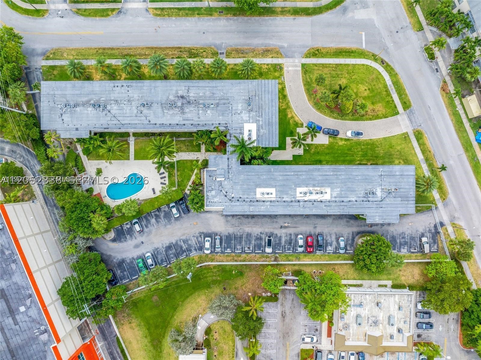 LIDO BAY MANOR - Residential Lease