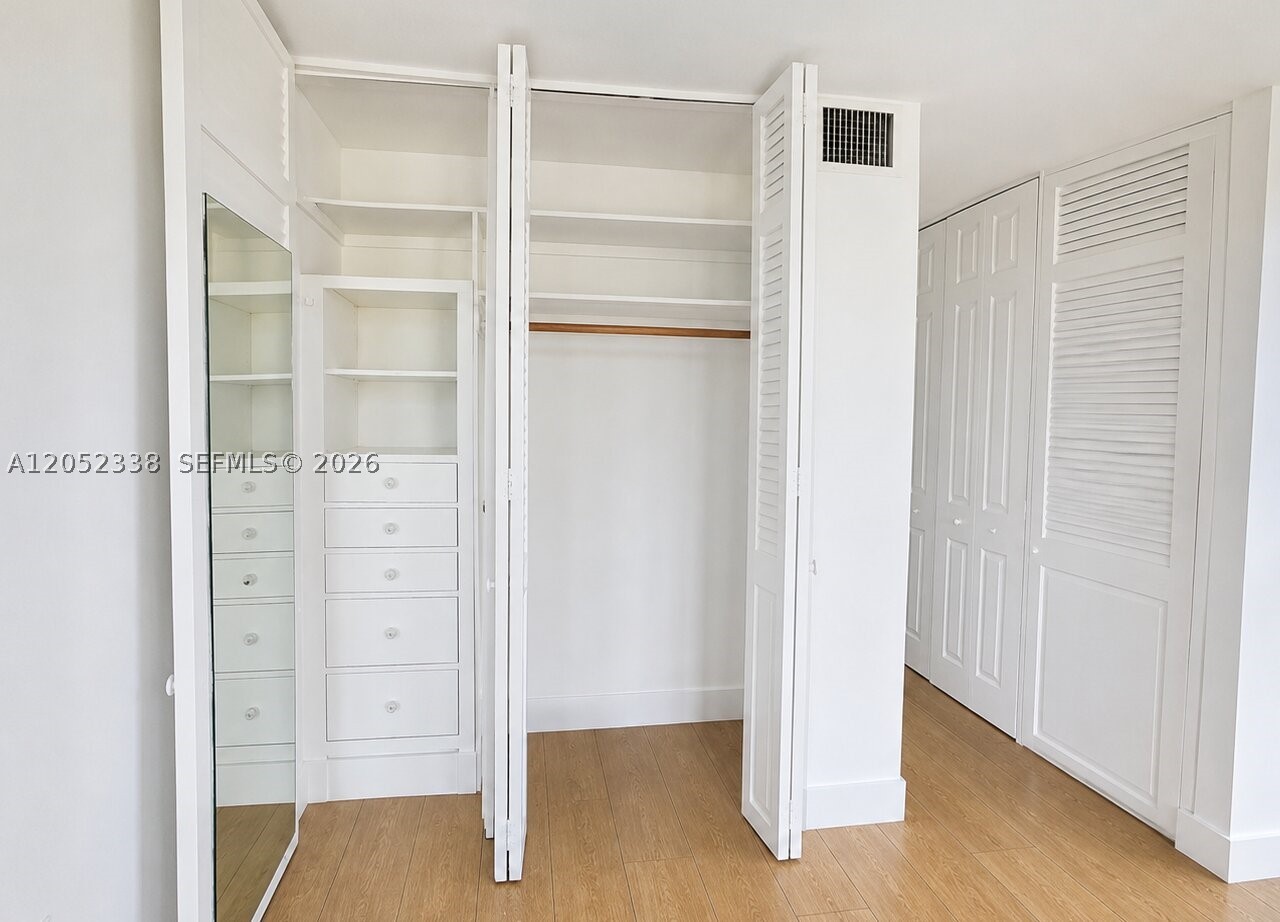 LIDO BAY MANOR - Residential Lease