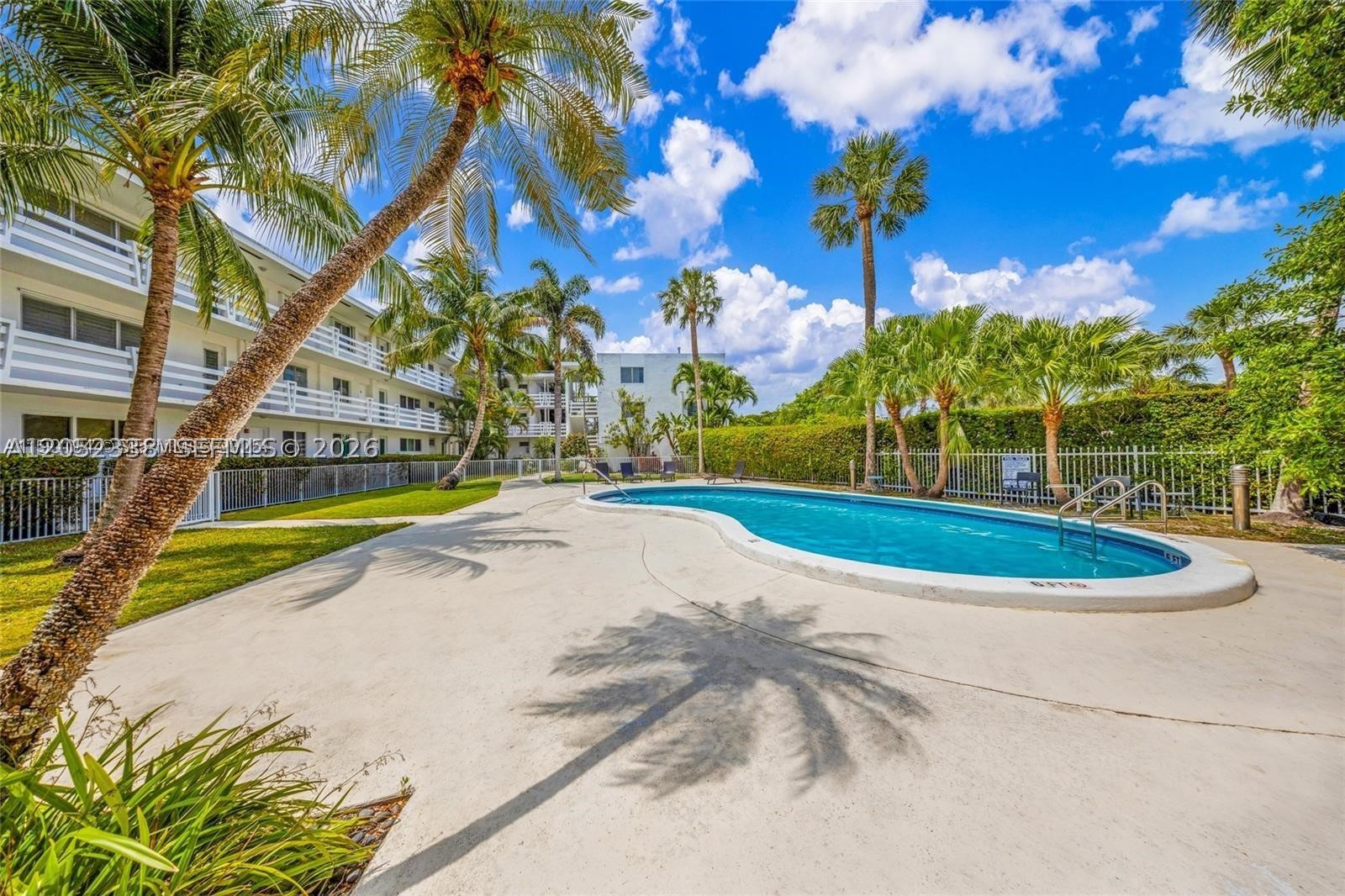 LIDO BAY MANOR - Residential Lease