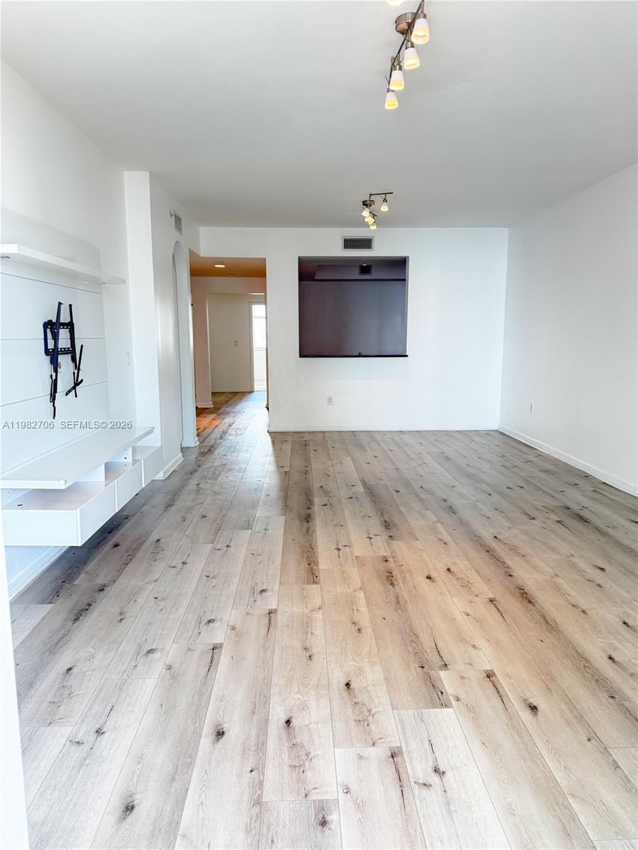AVENTURA MARINA CONDO NUM - Residential Lease