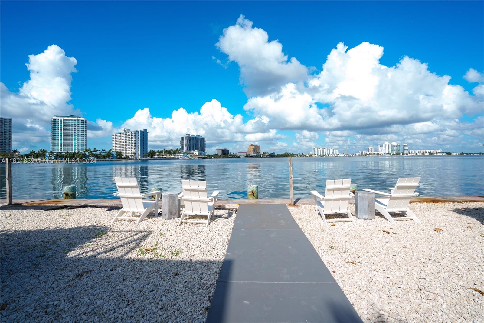 BAYVIEW TOWNHOMES CONDO - Residential Lease