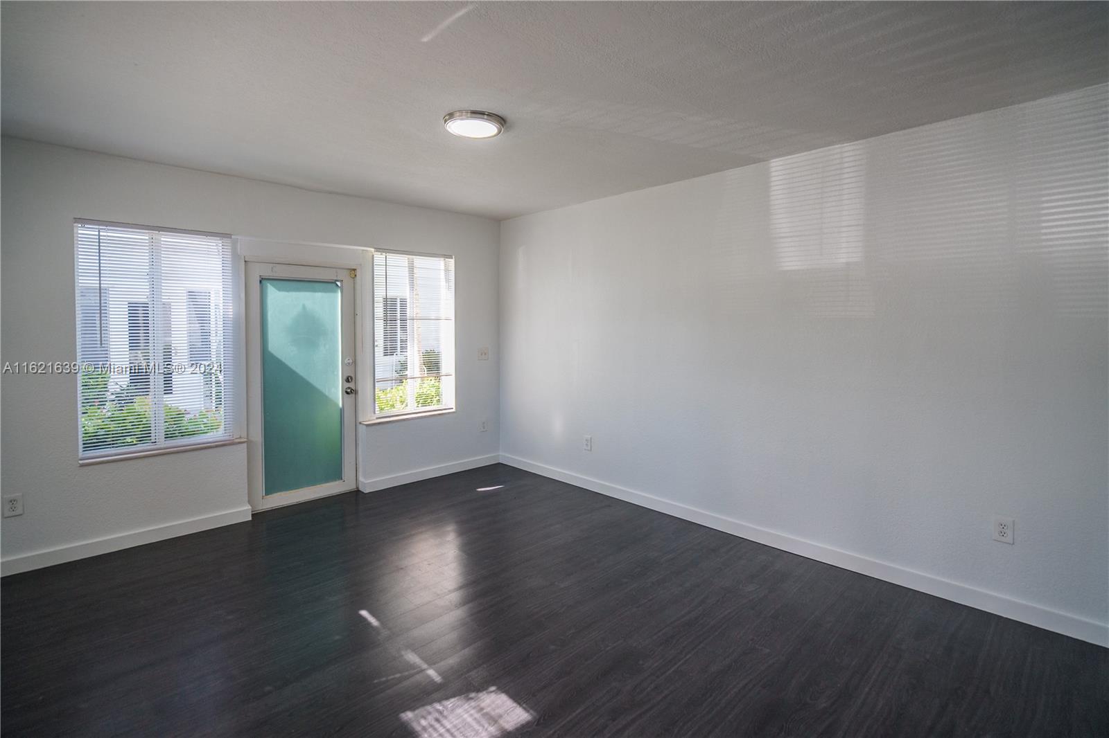 BAYVIEW TOWNHOMES CONDO - Residential Lease