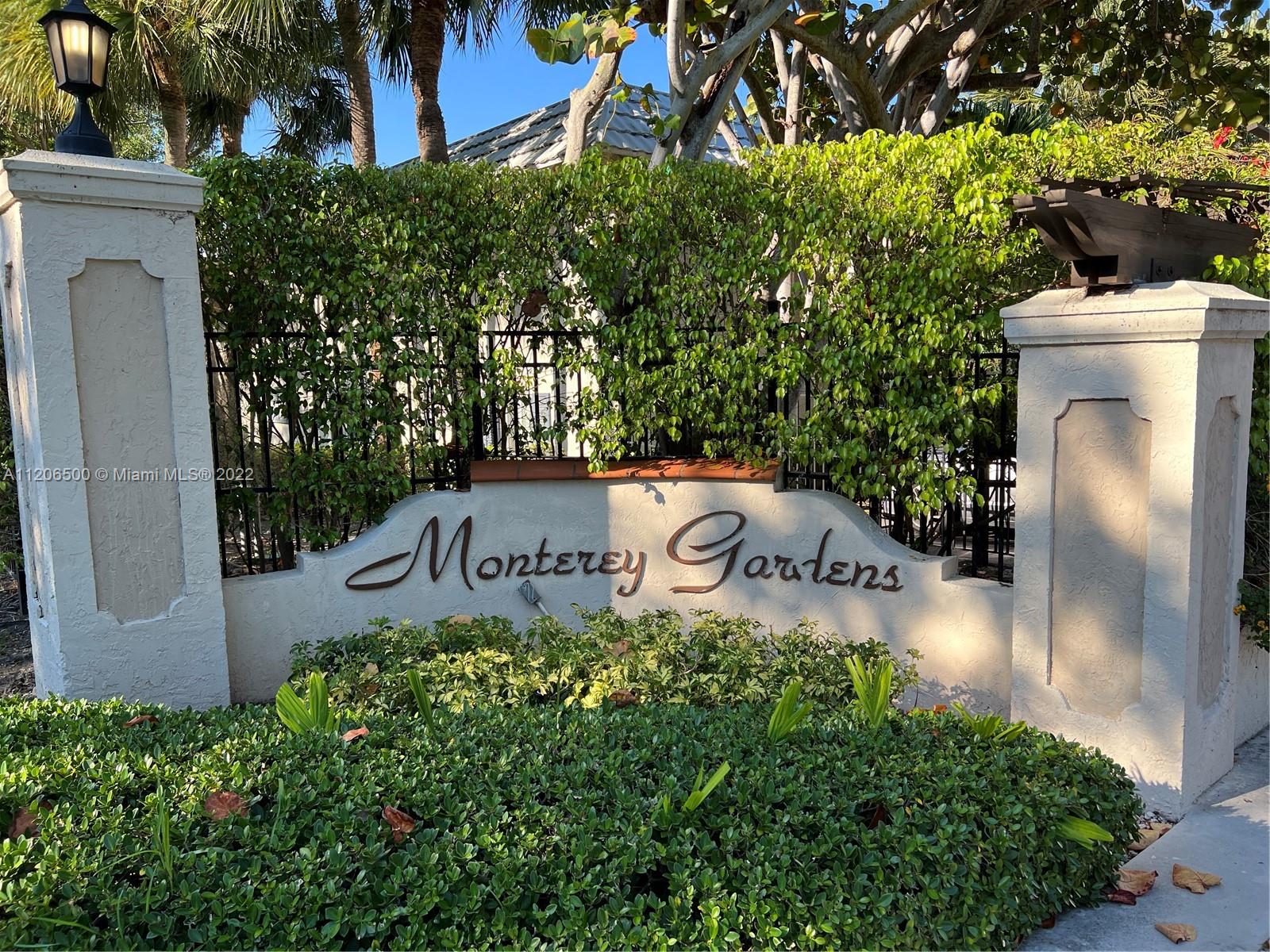 MONTEREY GARDENS OF PINEC - Residential