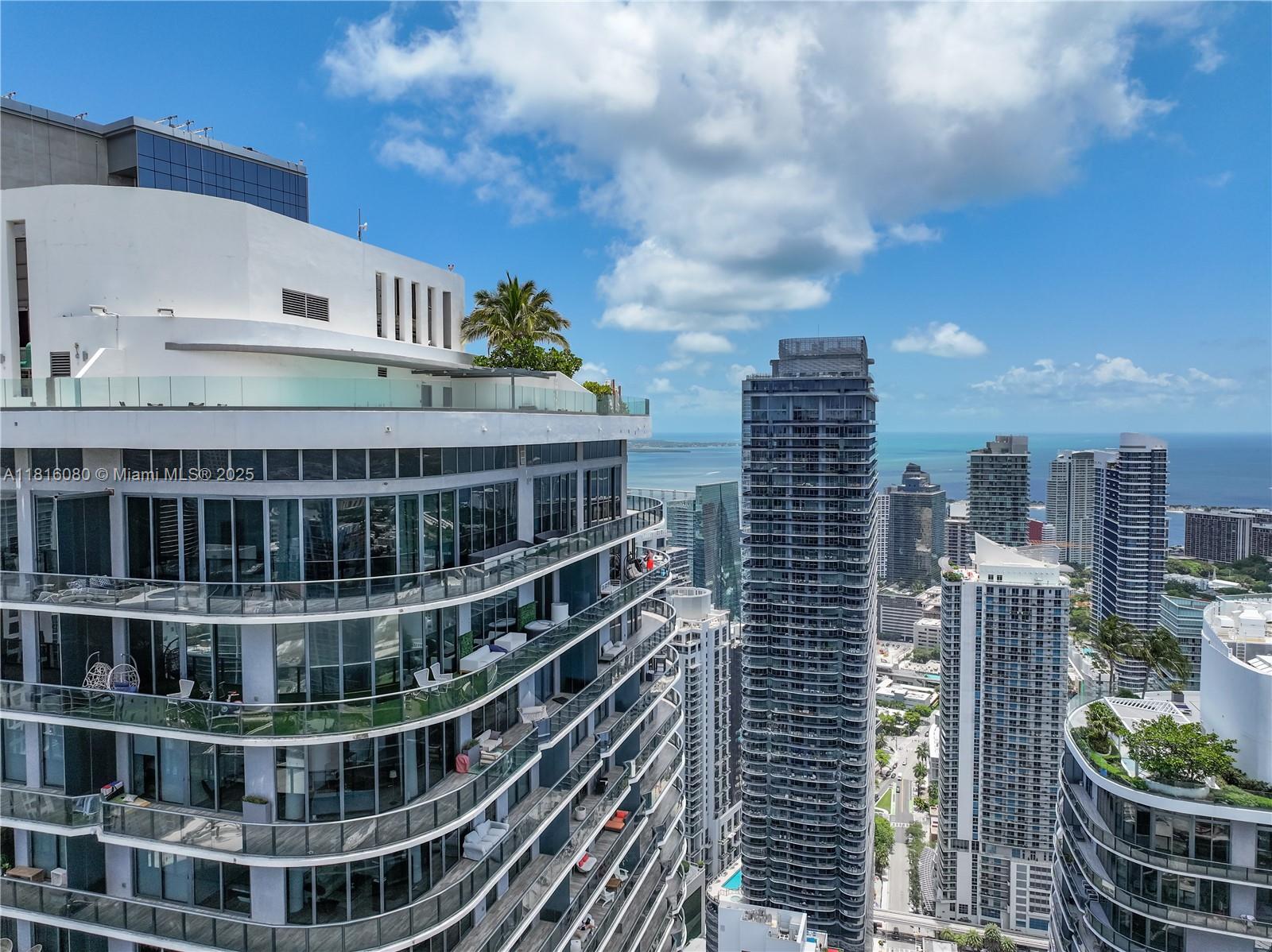 801 SMA RESIDENCES CONDO - Residential