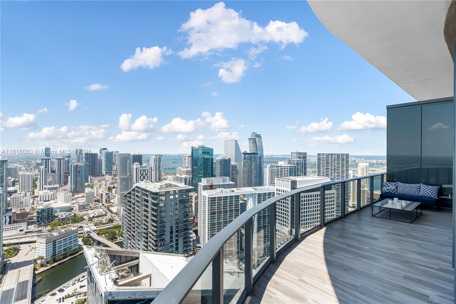 801 SMA RESIDENCES CONDO - Residential