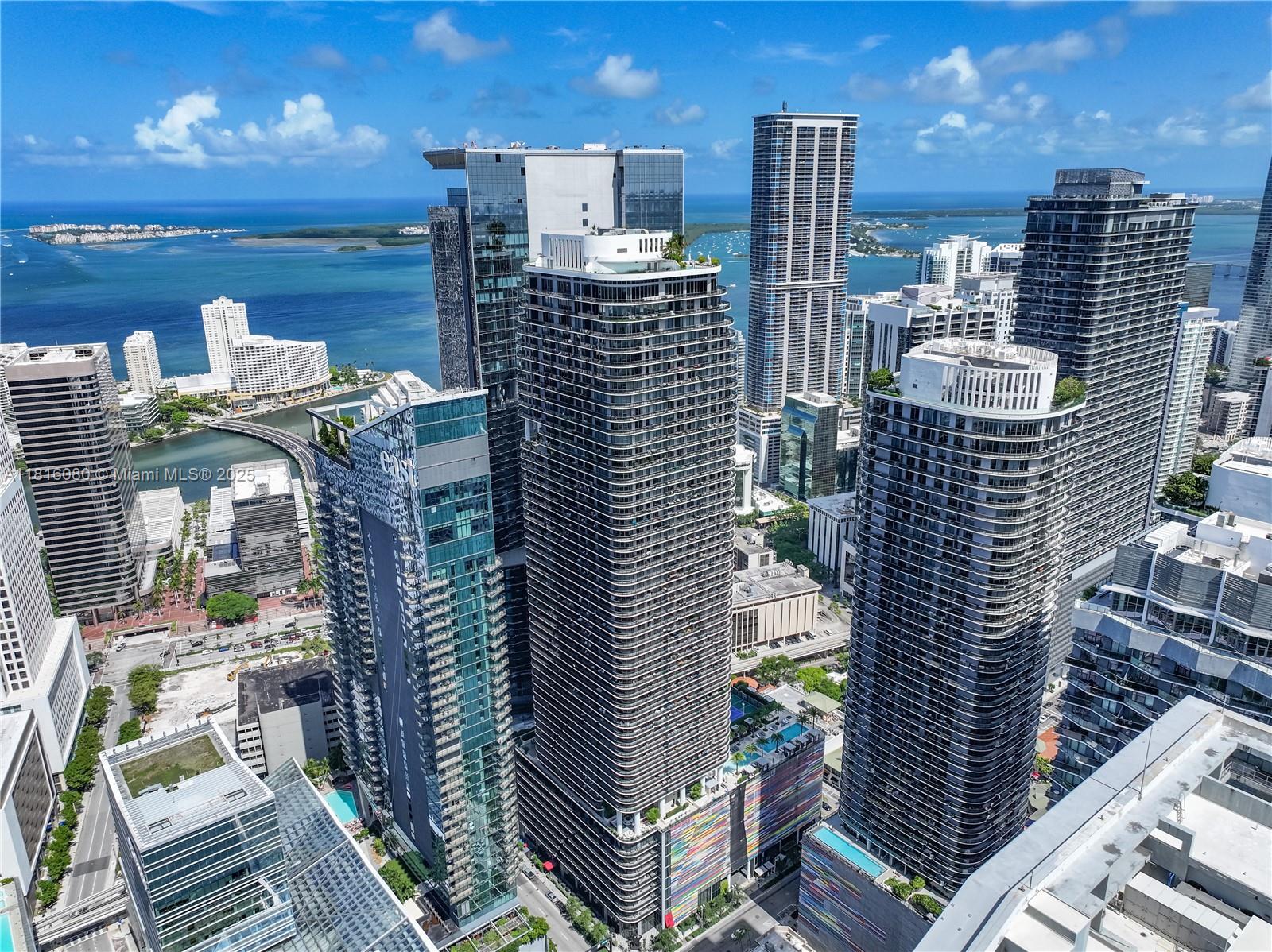801 SMA RESIDENCES CONDO - Residential