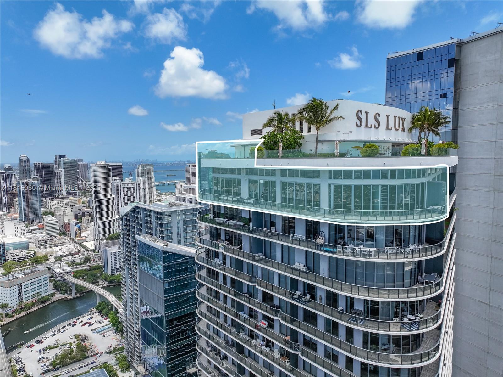 801 SMA RESIDENCES CONDO - Residential