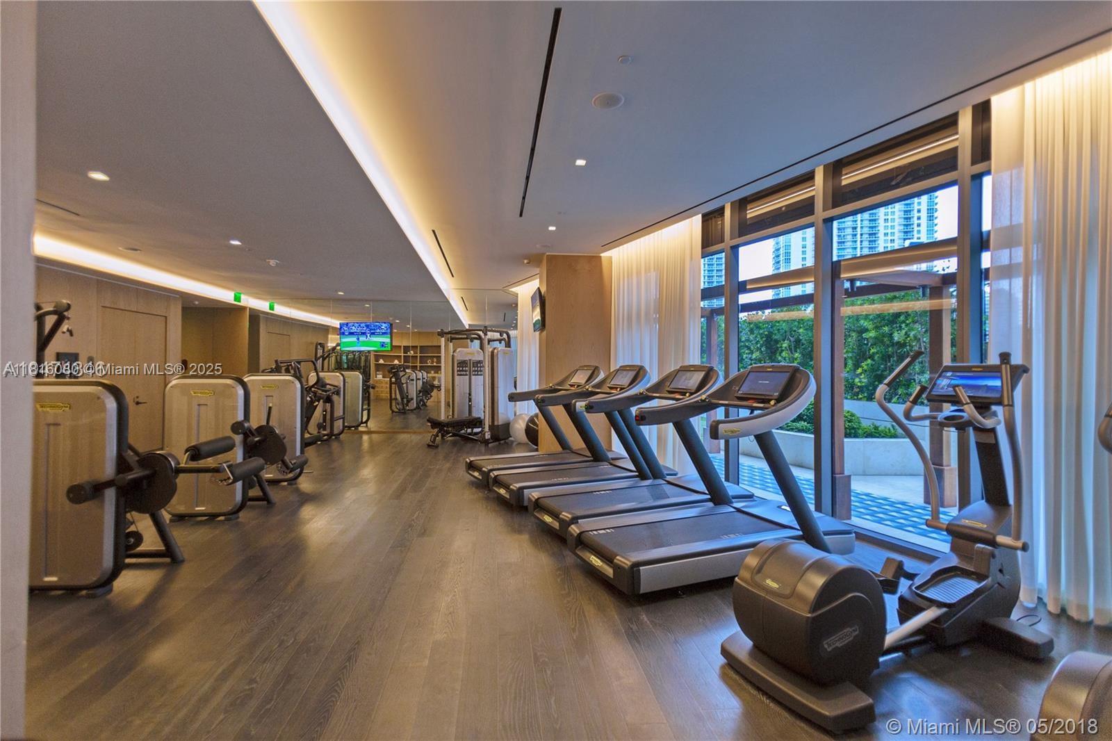 801 SMA RESIDENCES CONDO - Residential