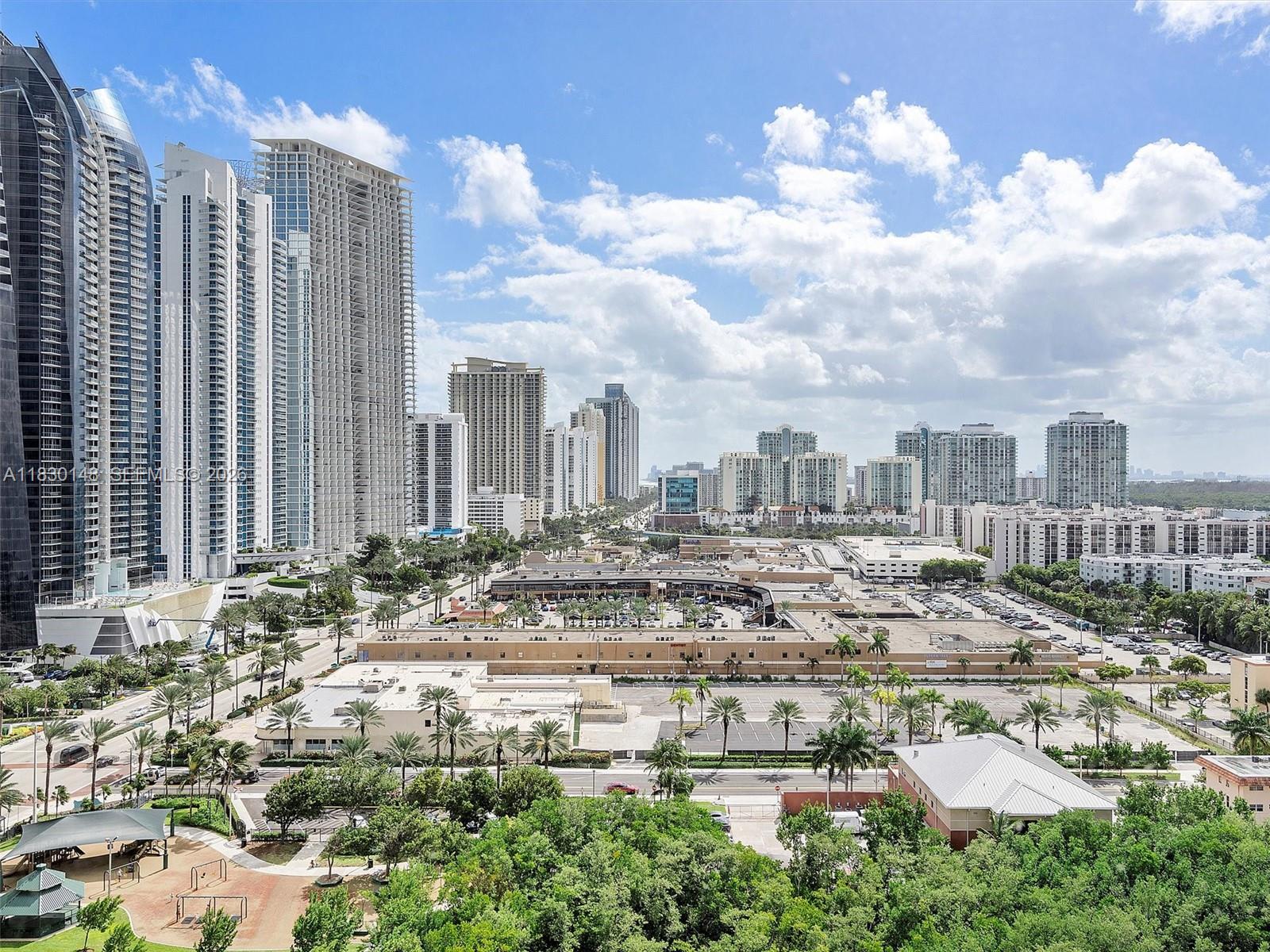WINSTON TOWERS 600 CONDO - Residential