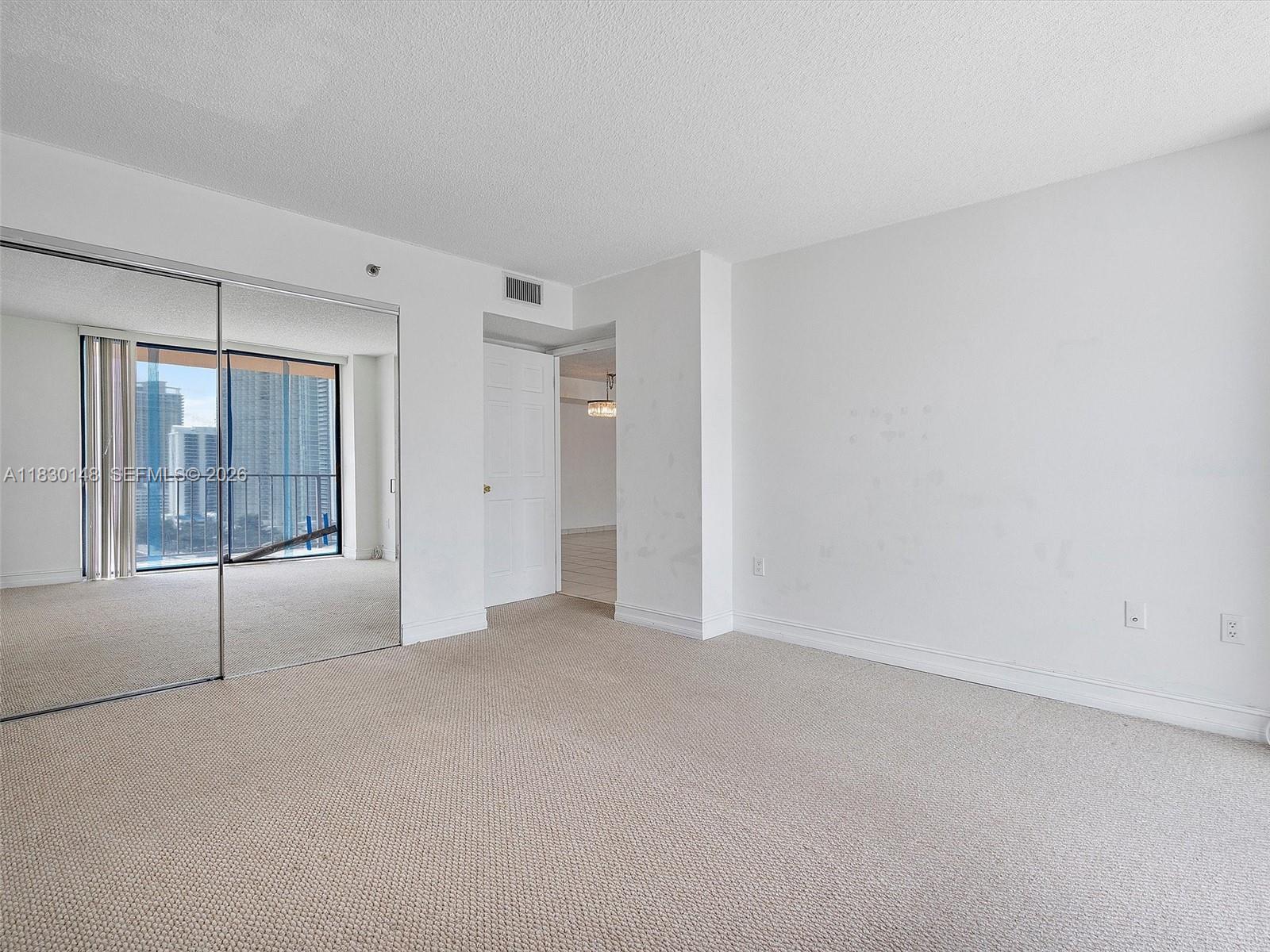WINSTON TOWERS 600 CONDO - Residential