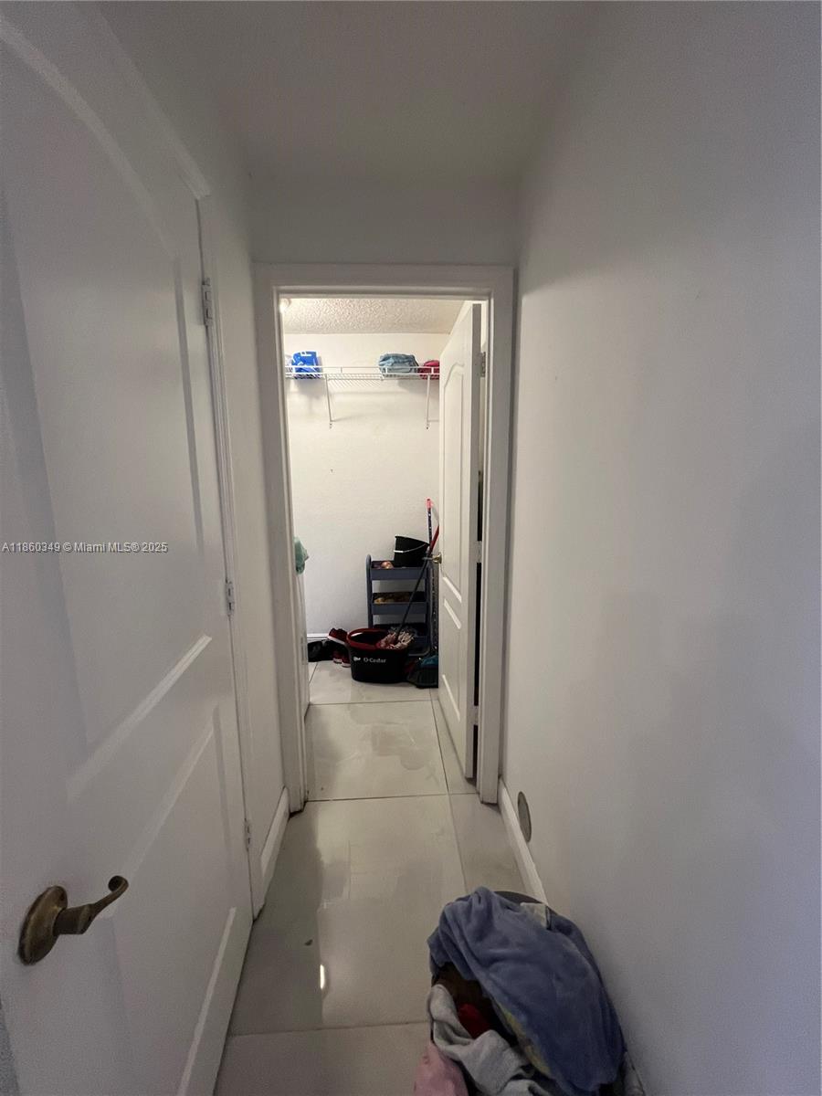 DORAL LANDINGS TOWNHOMES - Residential