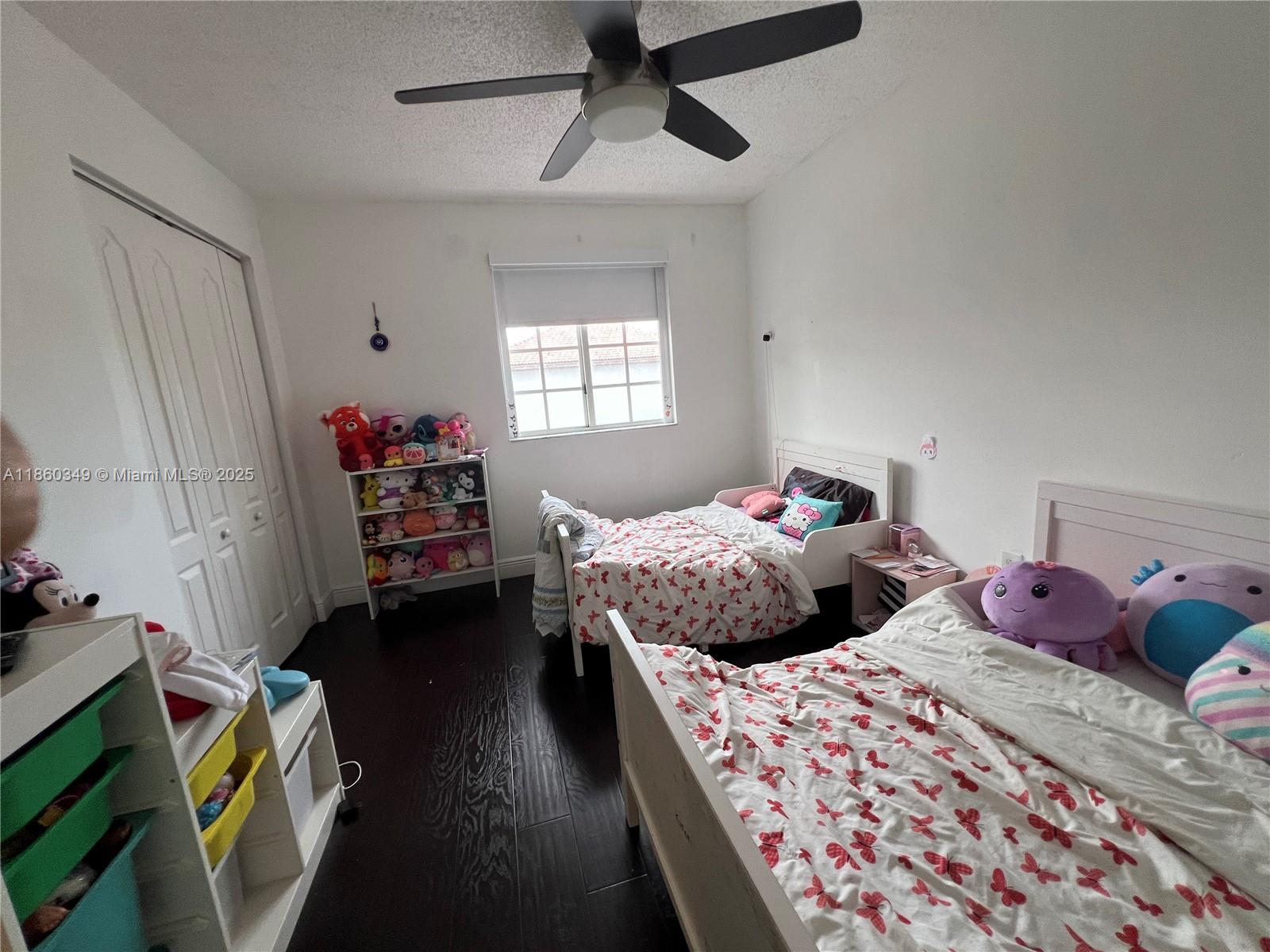 DORAL LANDINGS TOWNHOMES - Residential