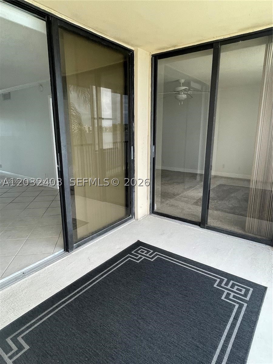 LAKE EMERALD CONDOMINIUM - Residential
