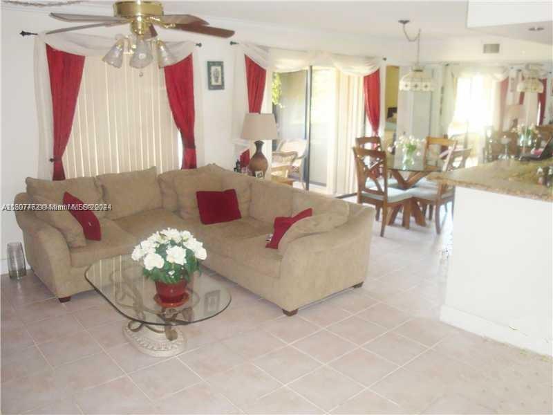 KENLAND POINTE CONDO IV - Residential Lease