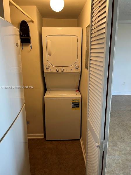 KENLAND POINTE CONDO IV - Residential Lease
