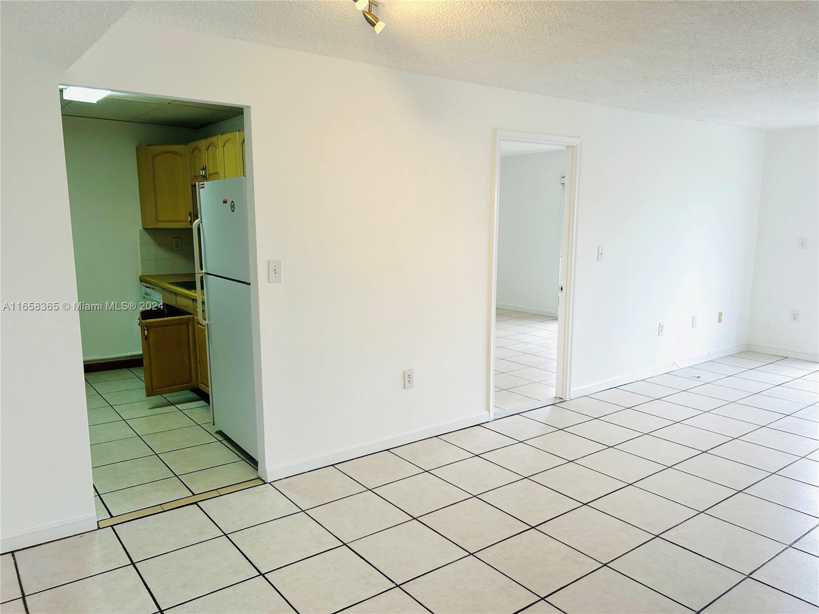 DELKUS TOWERS CONDO - Residential Lease