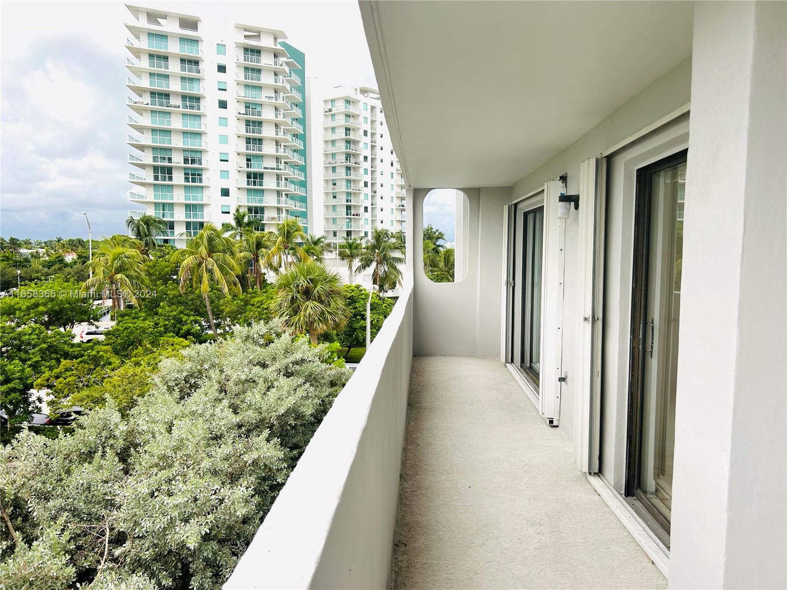 DELKUS TOWERS CONDO - Residential Lease