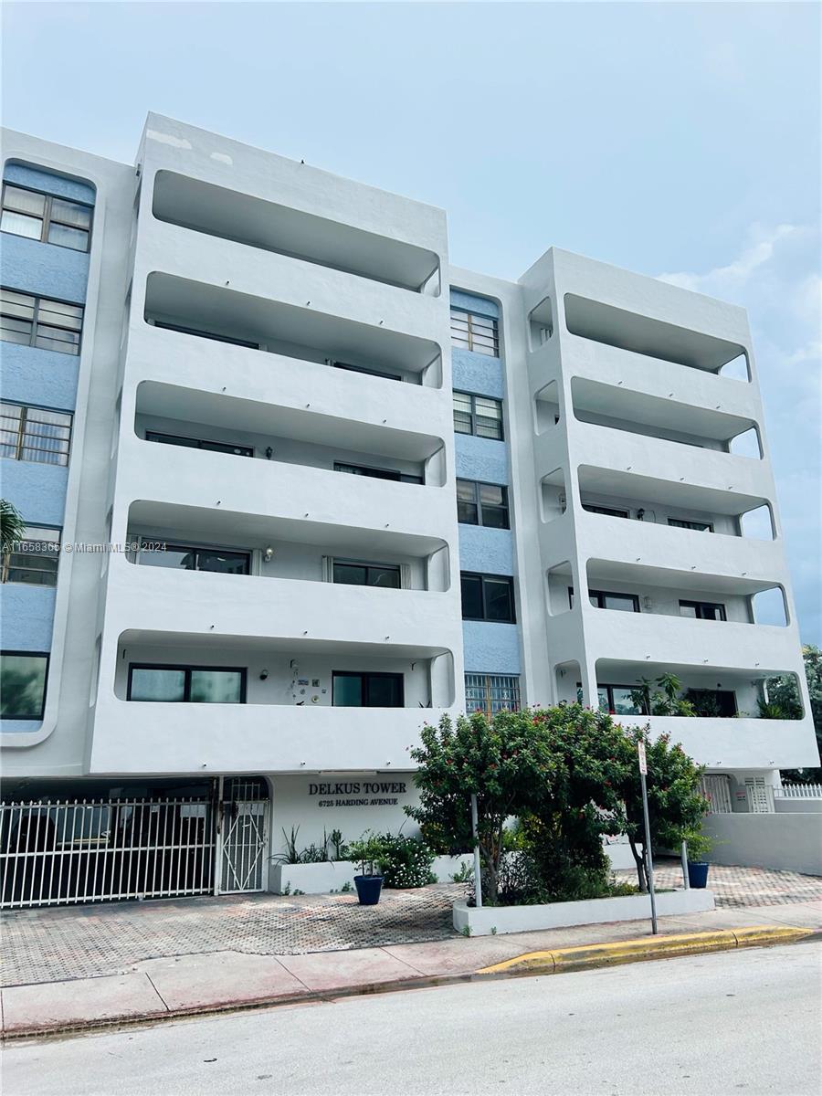DELKUS TOWERS CONDO - Residential Lease