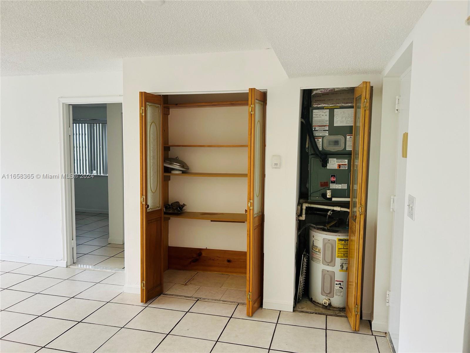 DELKUS TOWERS CONDO - Residential Lease
