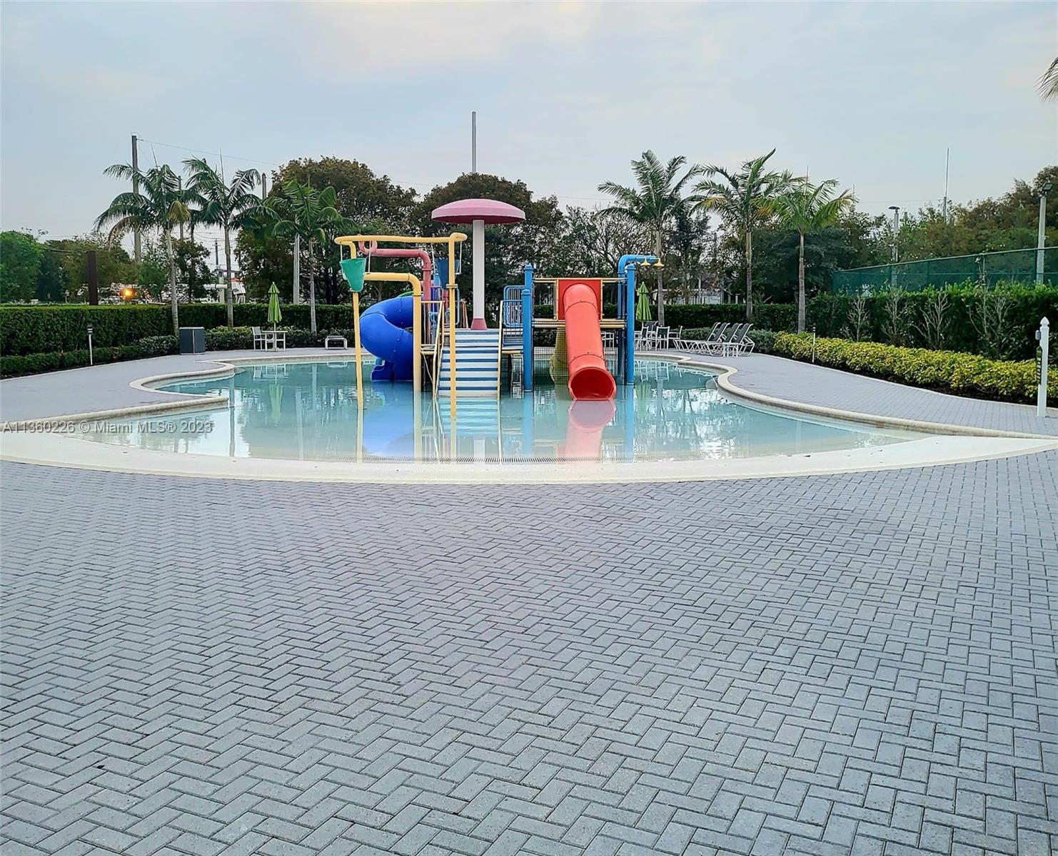 APEX AT PARK CENTRAL COND - Residential