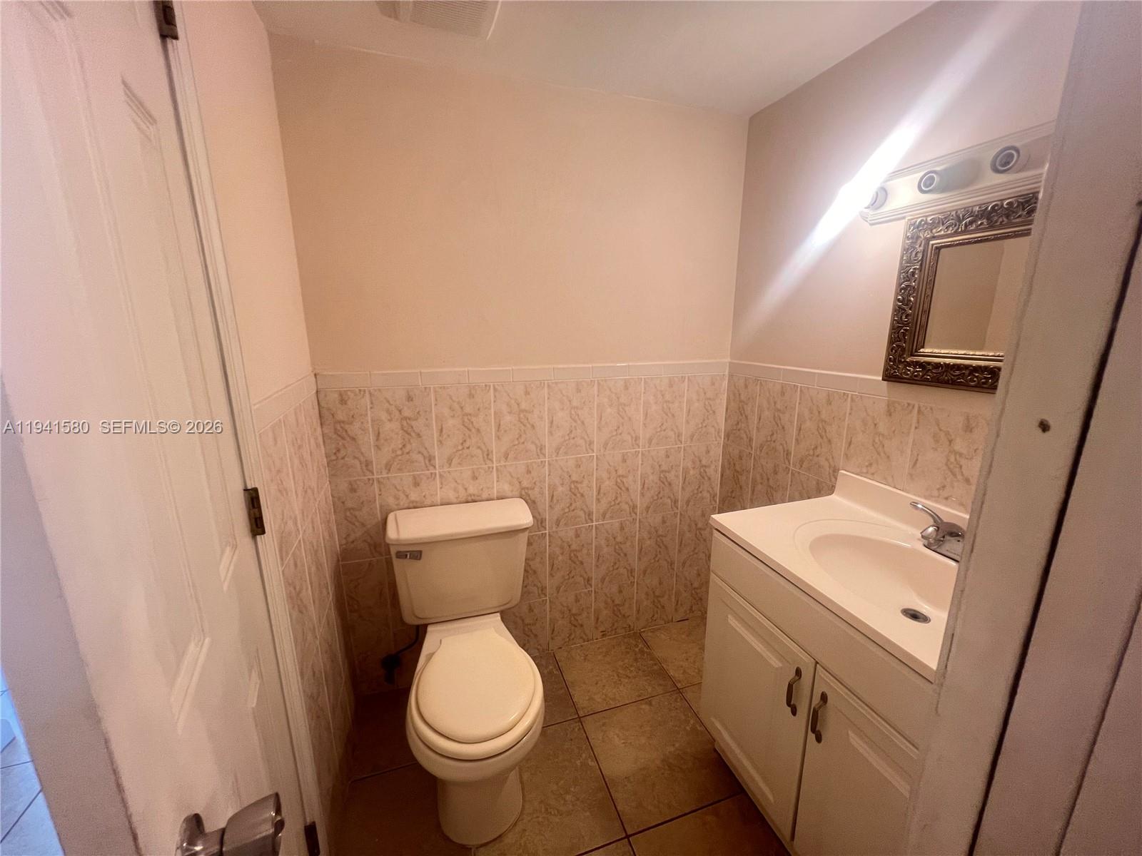 GOLD COAST CONDO - Residential