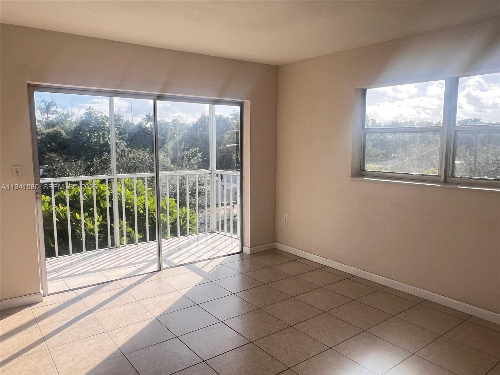 GOLD COAST CONDO - Residential