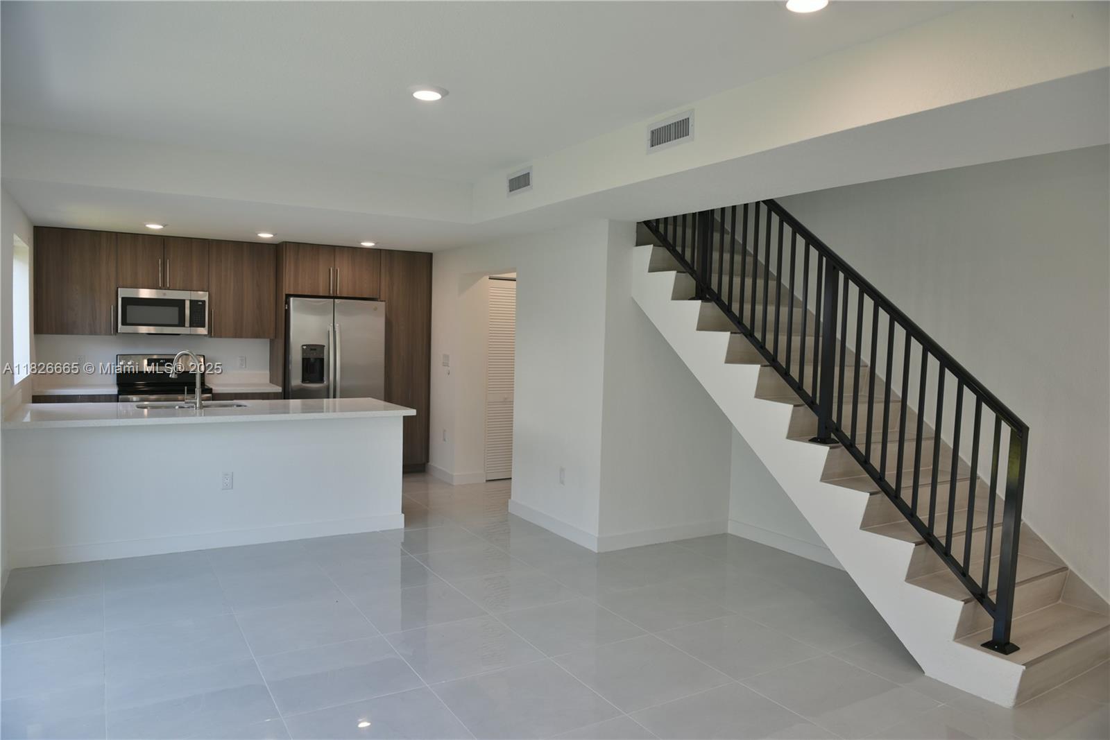 AURORA SUBDIVISION - Residential Lease