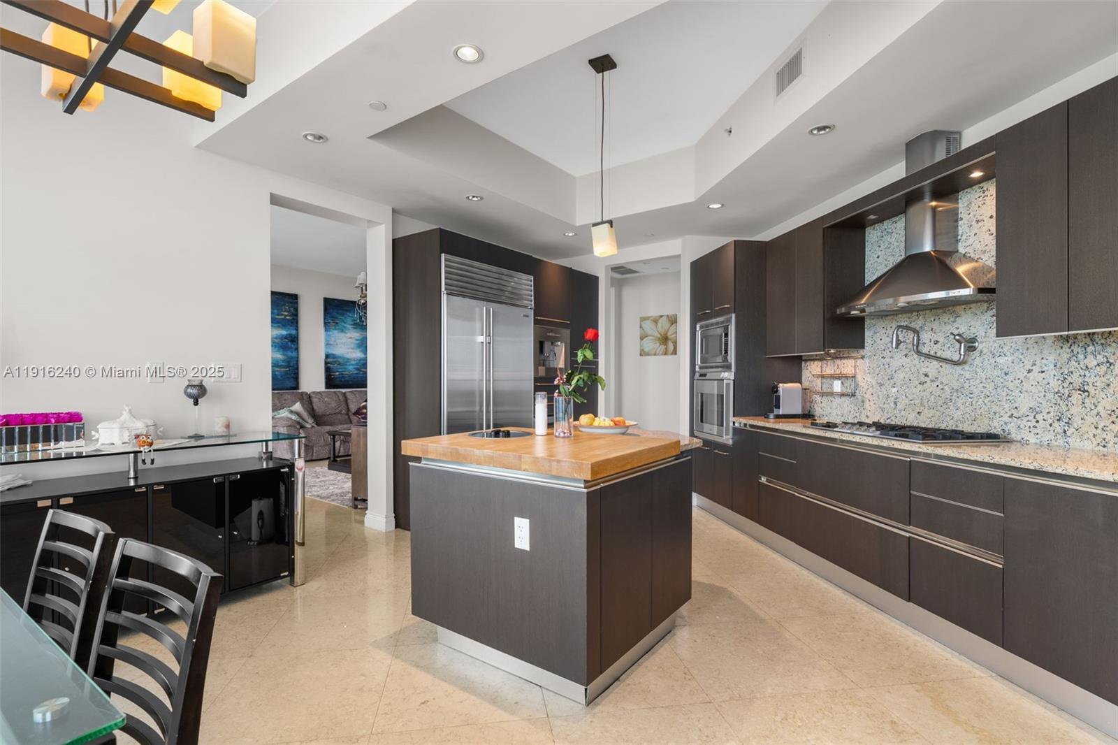 TURNBERRY OCEAN COLONY SO - Residential