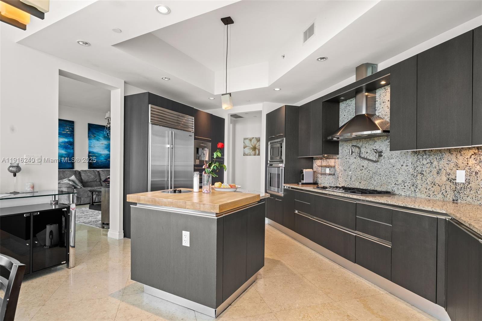 TURNBERRY OCEAN COLONY SO - Residential
