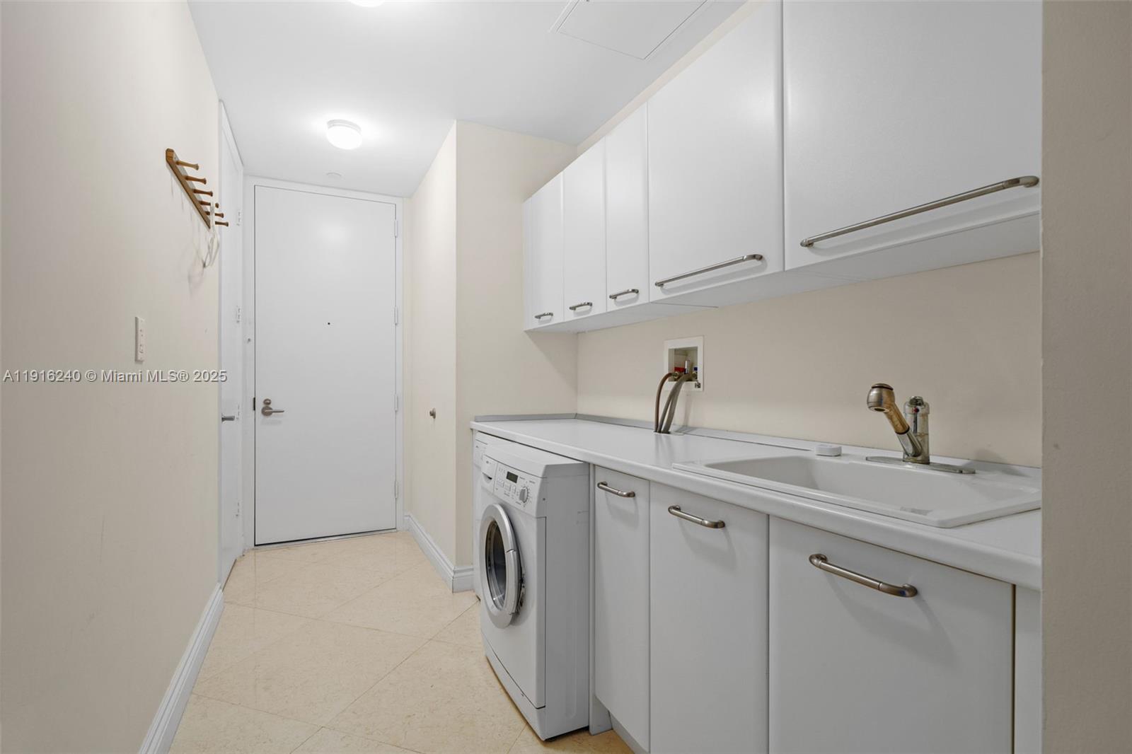 TURNBERRY OCEAN COLONY SO - Residential