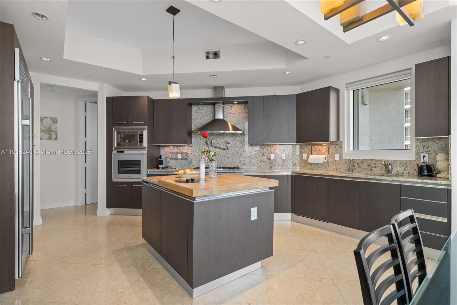 TURNBERRY OCEAN COLONY SO - Residential