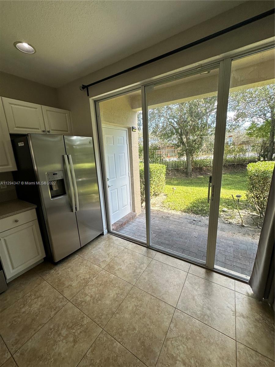 PARK PLACE AT PLANTATION - Residential Lease