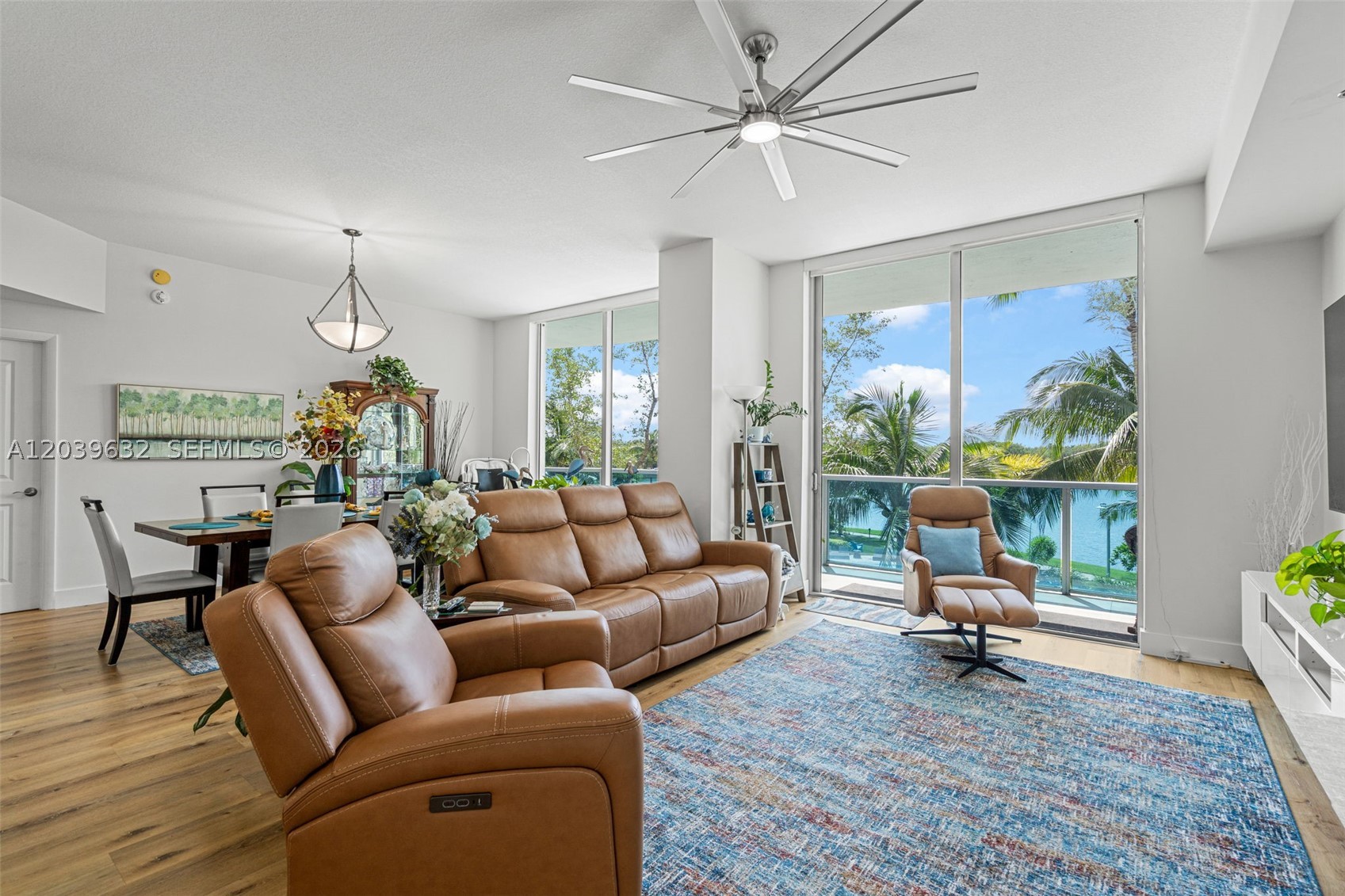 TAO SAWGRASS CONDOMINIUM - Residential