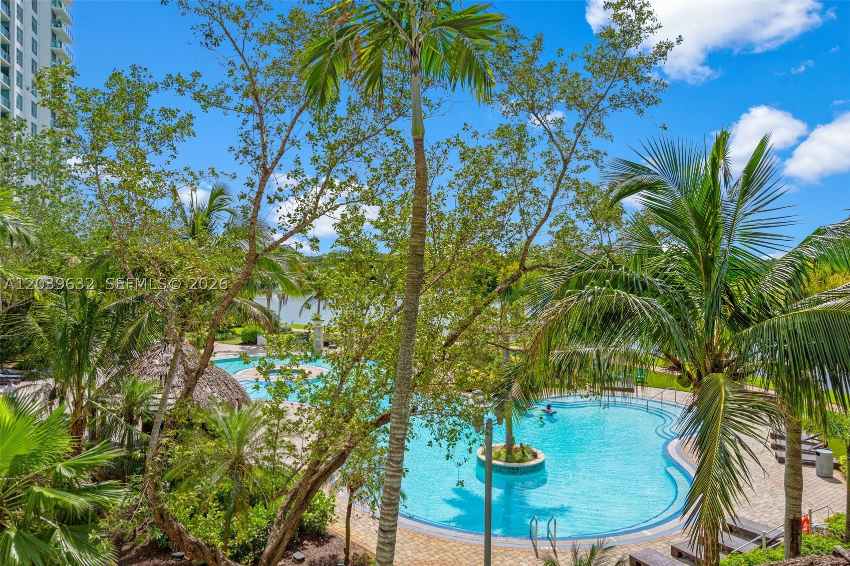 TAO SAWGRASS CONDOMINIUM - Residential