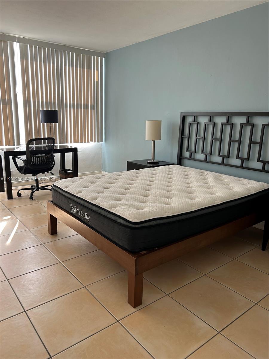 PARKVIEW POINT CONDO - Residential Lease