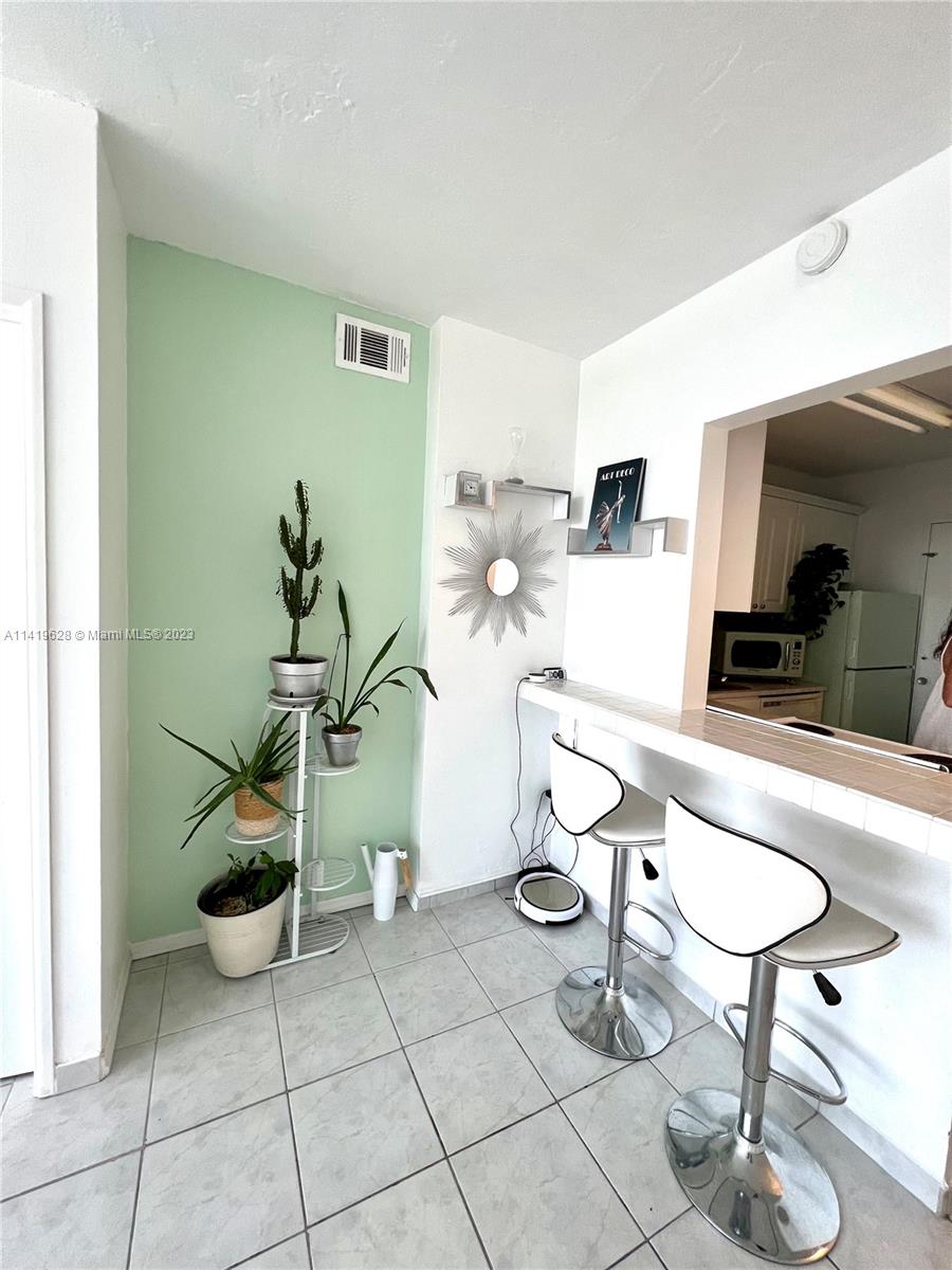 TRITON TOWER CONDO - Residential Lease