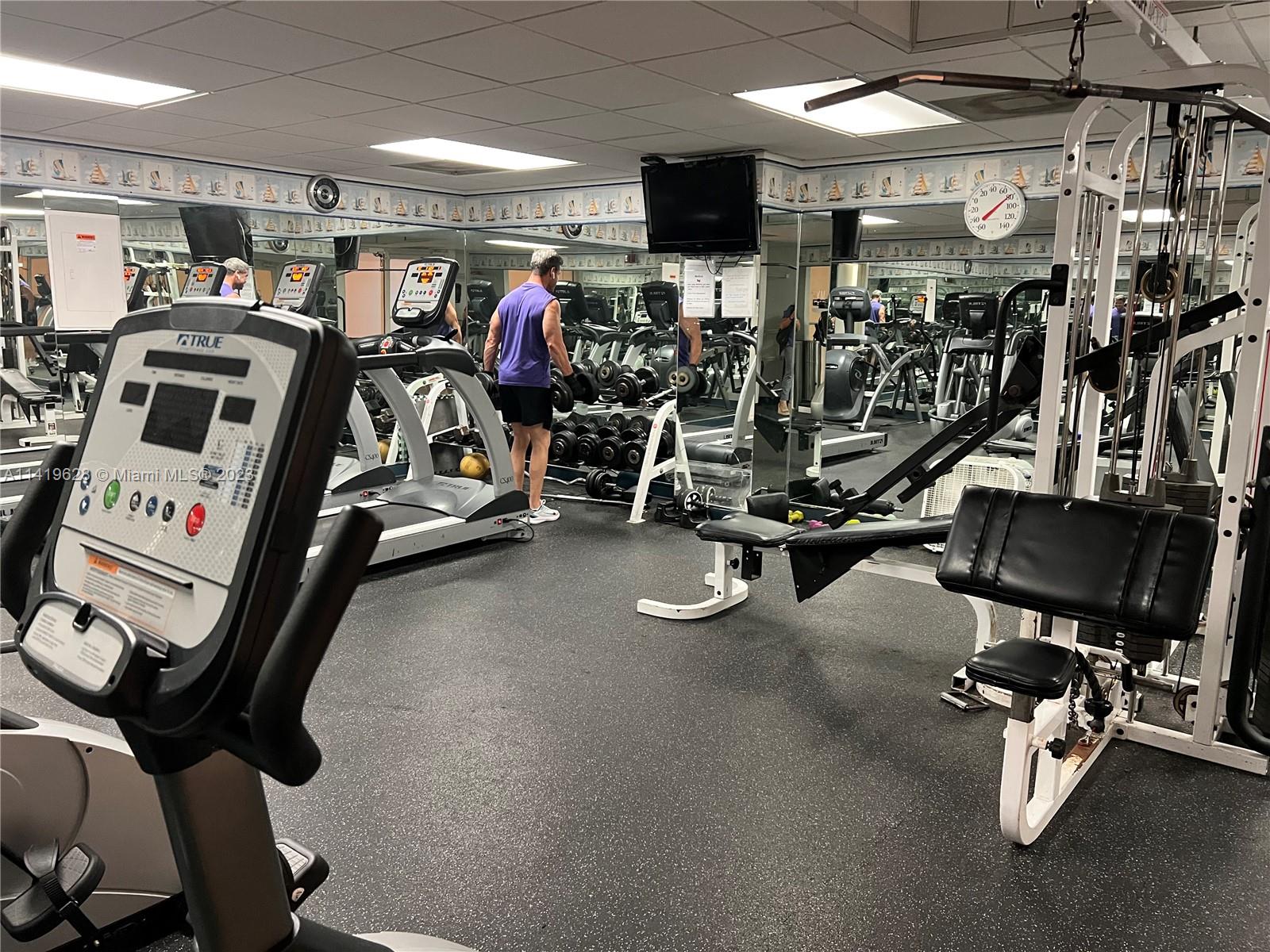 TRITON TOWER CONDO - Residential Lease