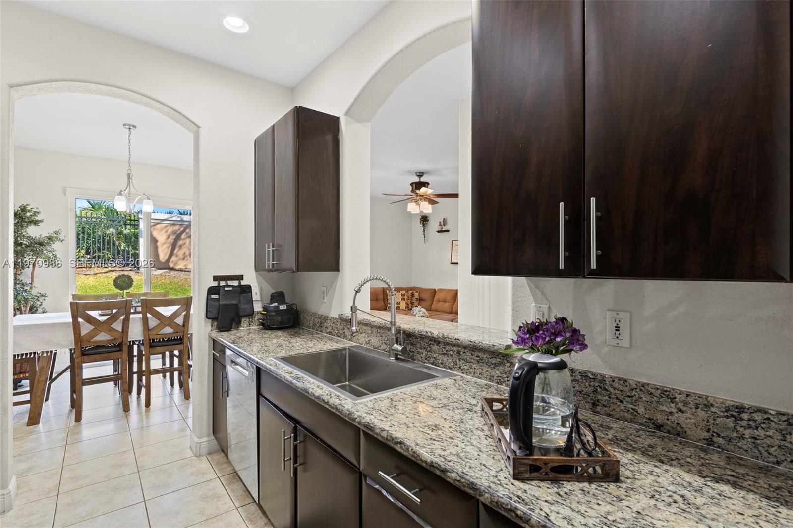 HILLSBORO ASSOCIATES PLAT - Residential