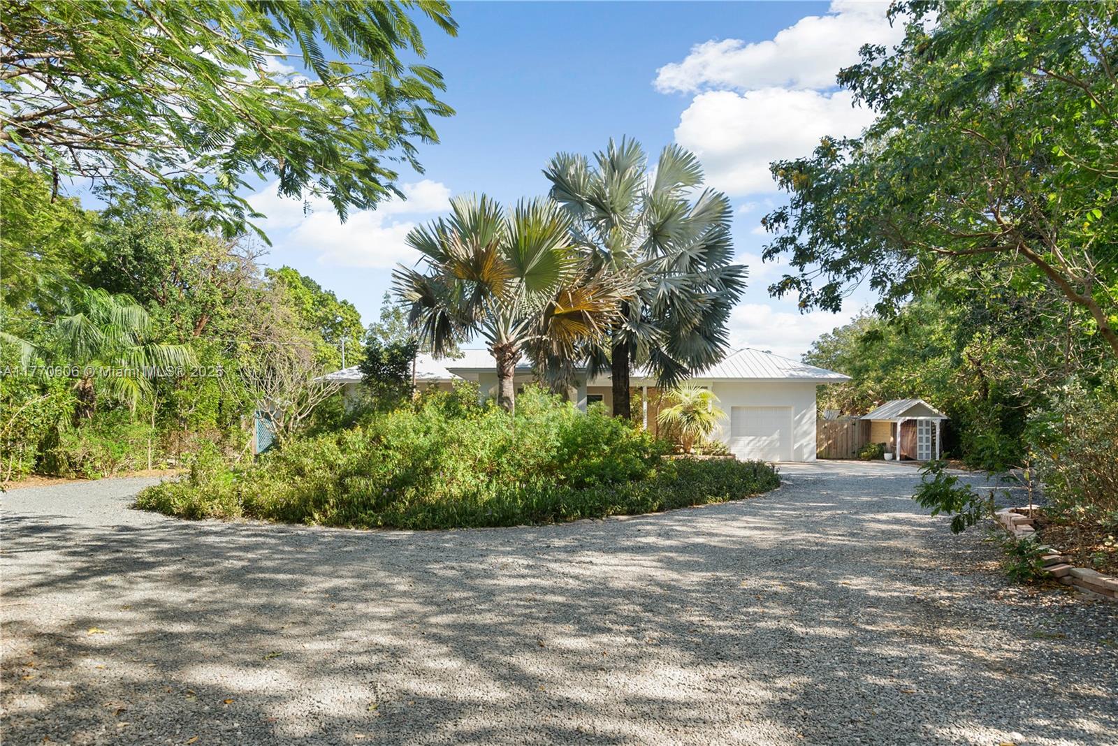 Rock Harbor Est - Residential