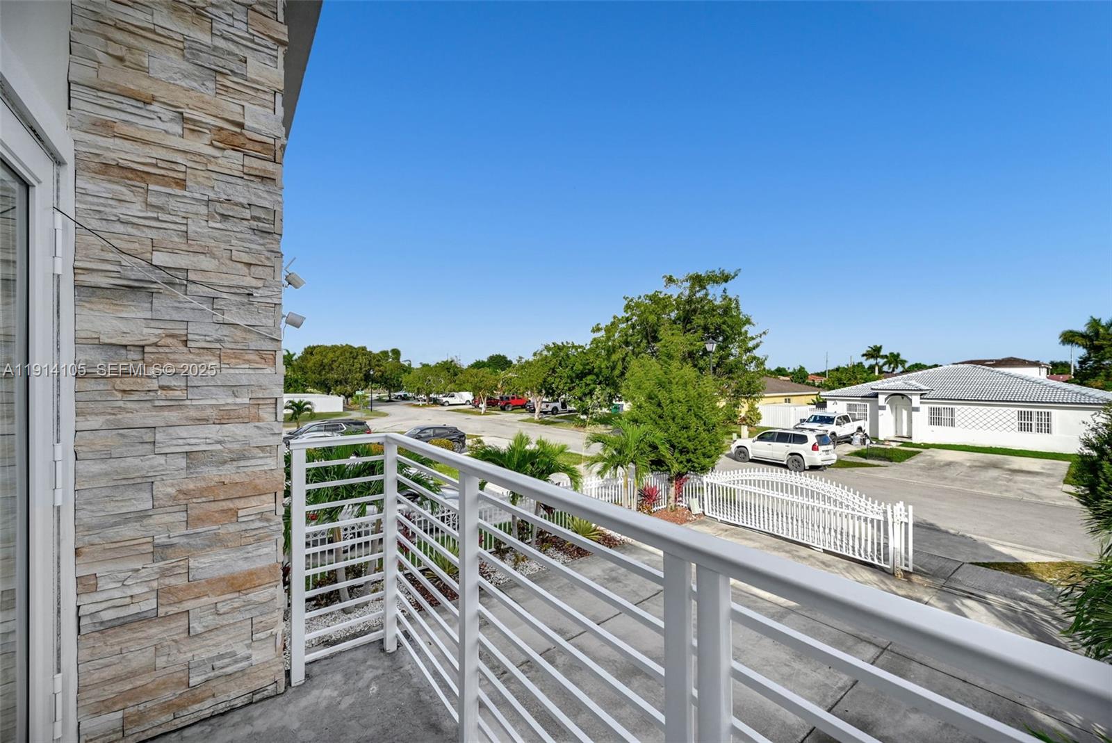 VITRAN AT NARANJA ESTATES - Residential
