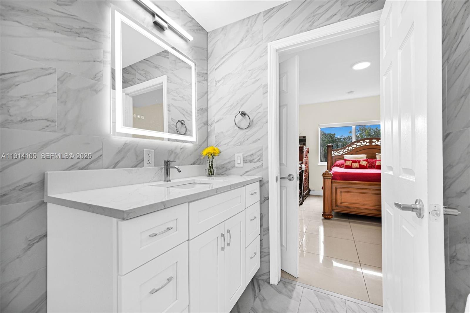 VITRAN AT NARANJA ESTATES - Residential