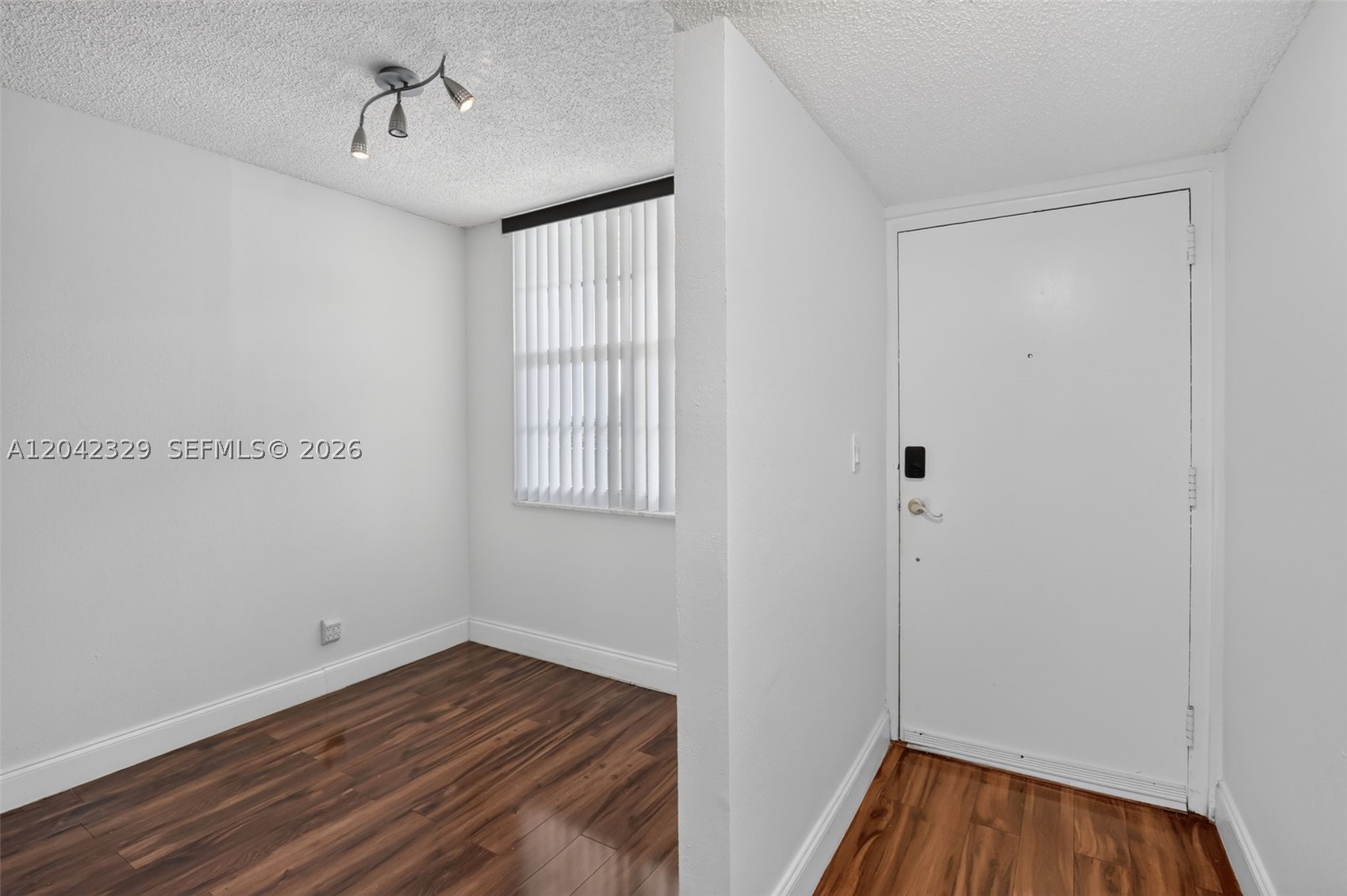 CORONADO AT JACARANDA PHA - Residential