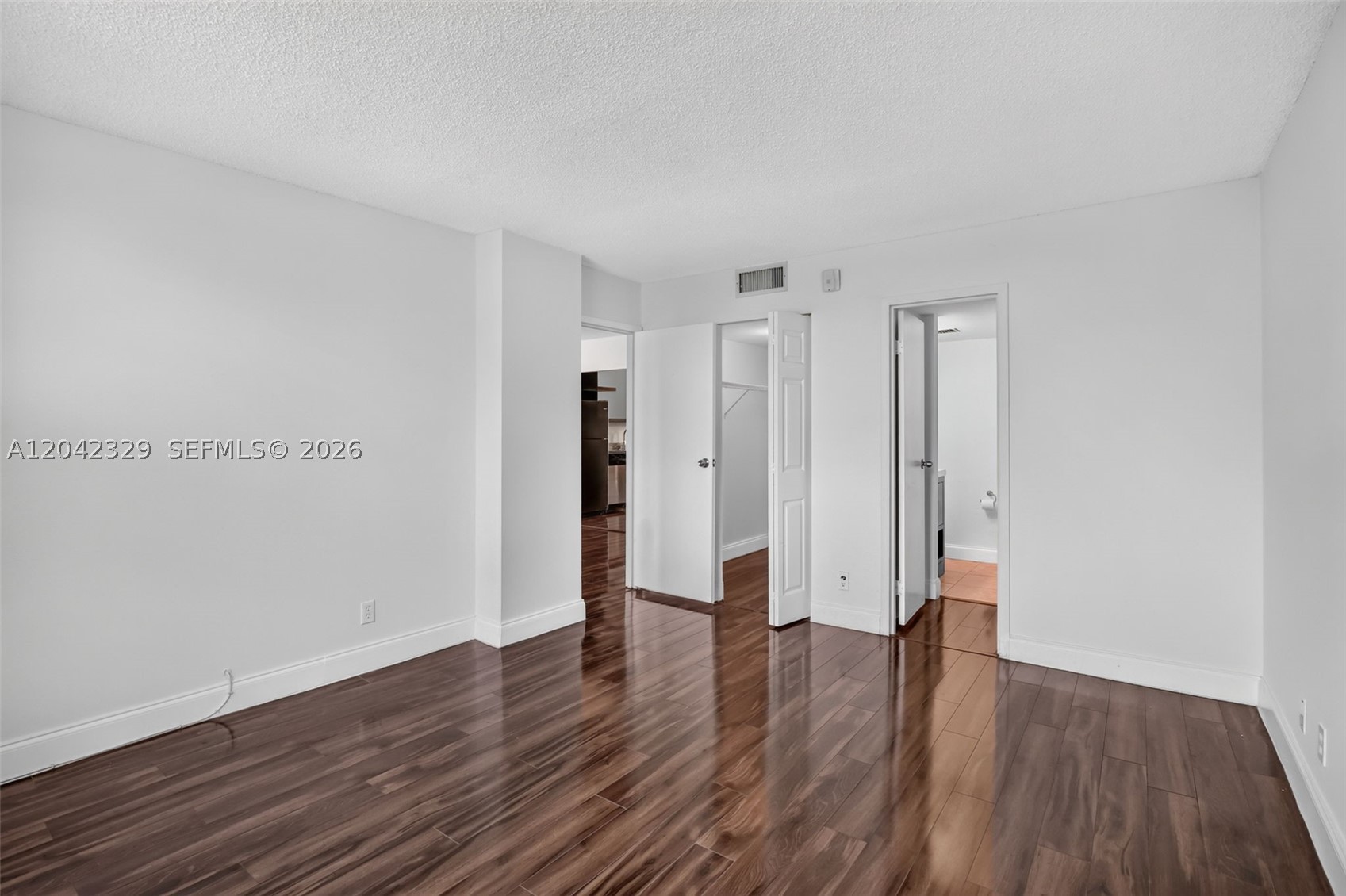 CORONADO AT JACARANDA PHA - Residential