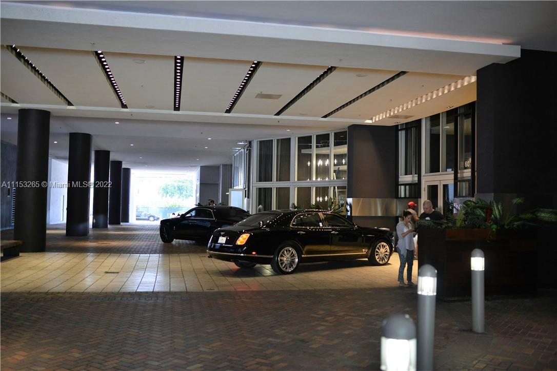 INFINITY AT BRICKELL COND - Residential Lease